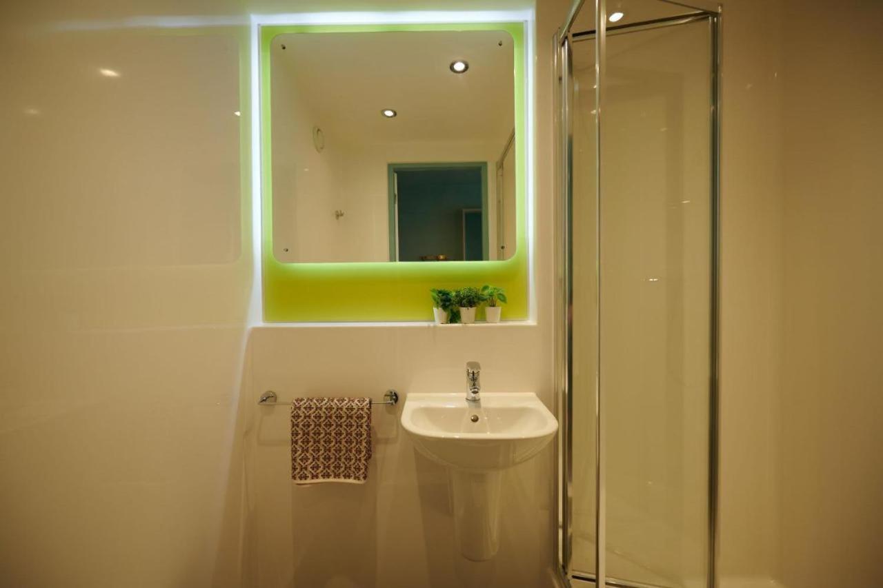 Modern Single En-Suite Bedrooms In 5 Bedroom Apartments, Dublin City Centre - Dorset Point Exterior foto